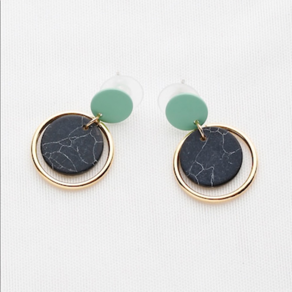 LAST SET SALE Marble + Gold Statement Earrings - Picture 2 of 4
